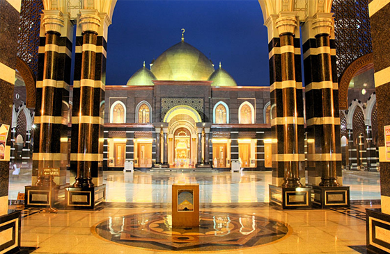 masjid-kubah-mas